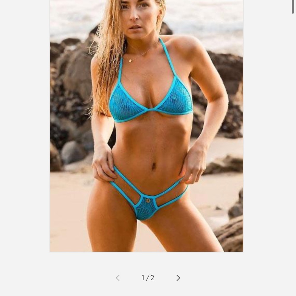 BERRY DOG Women's Blue Bikini size small